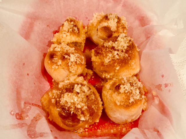 Garlic Knots.